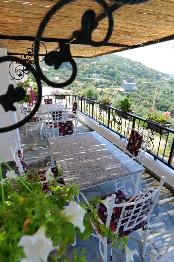 Bed and Breakfast Vila Panorama Piqeras Екстер'єр фото