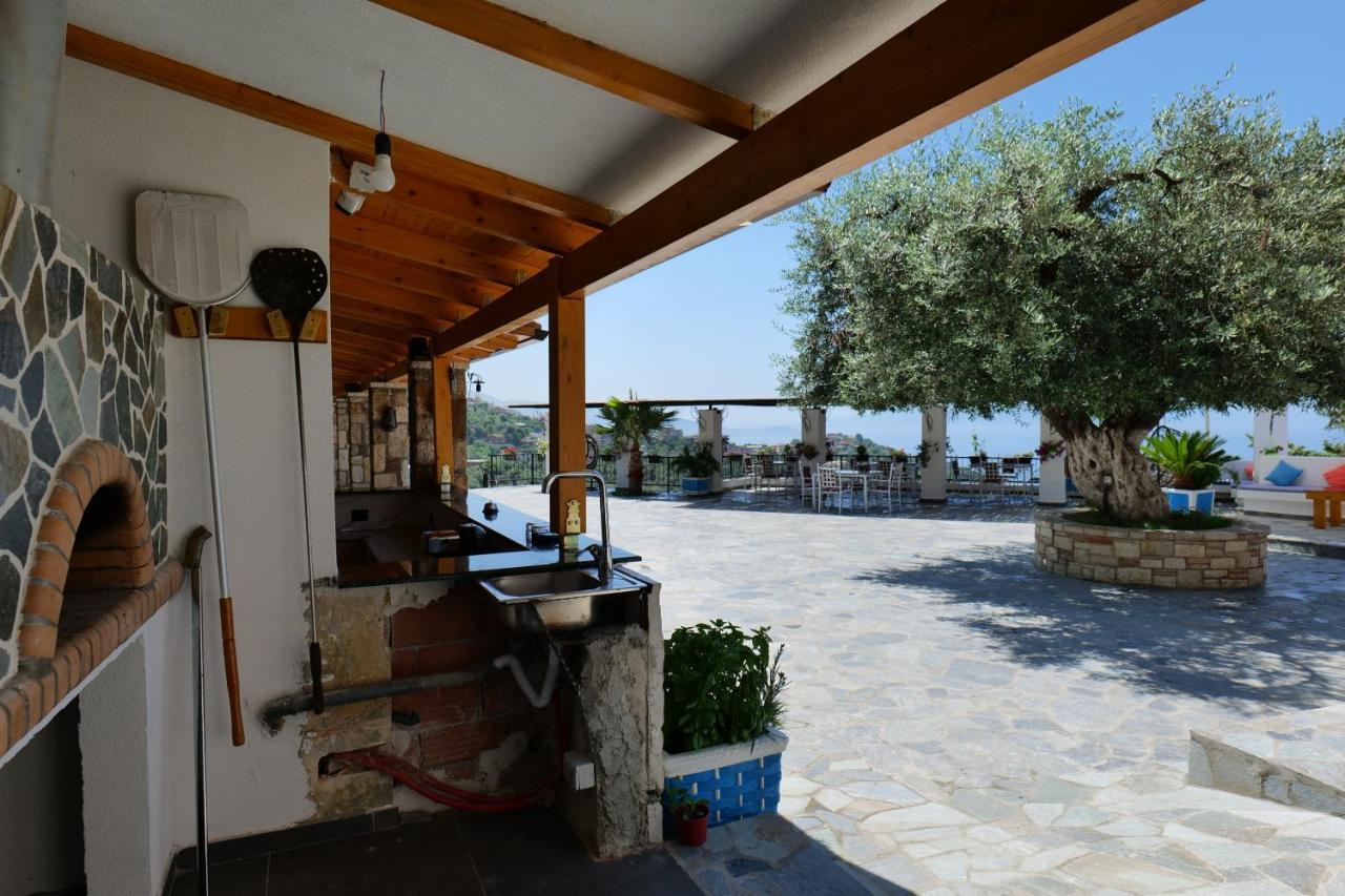 Bed and Breakfast Vila Panorama Piqeras Екстер'єр фото