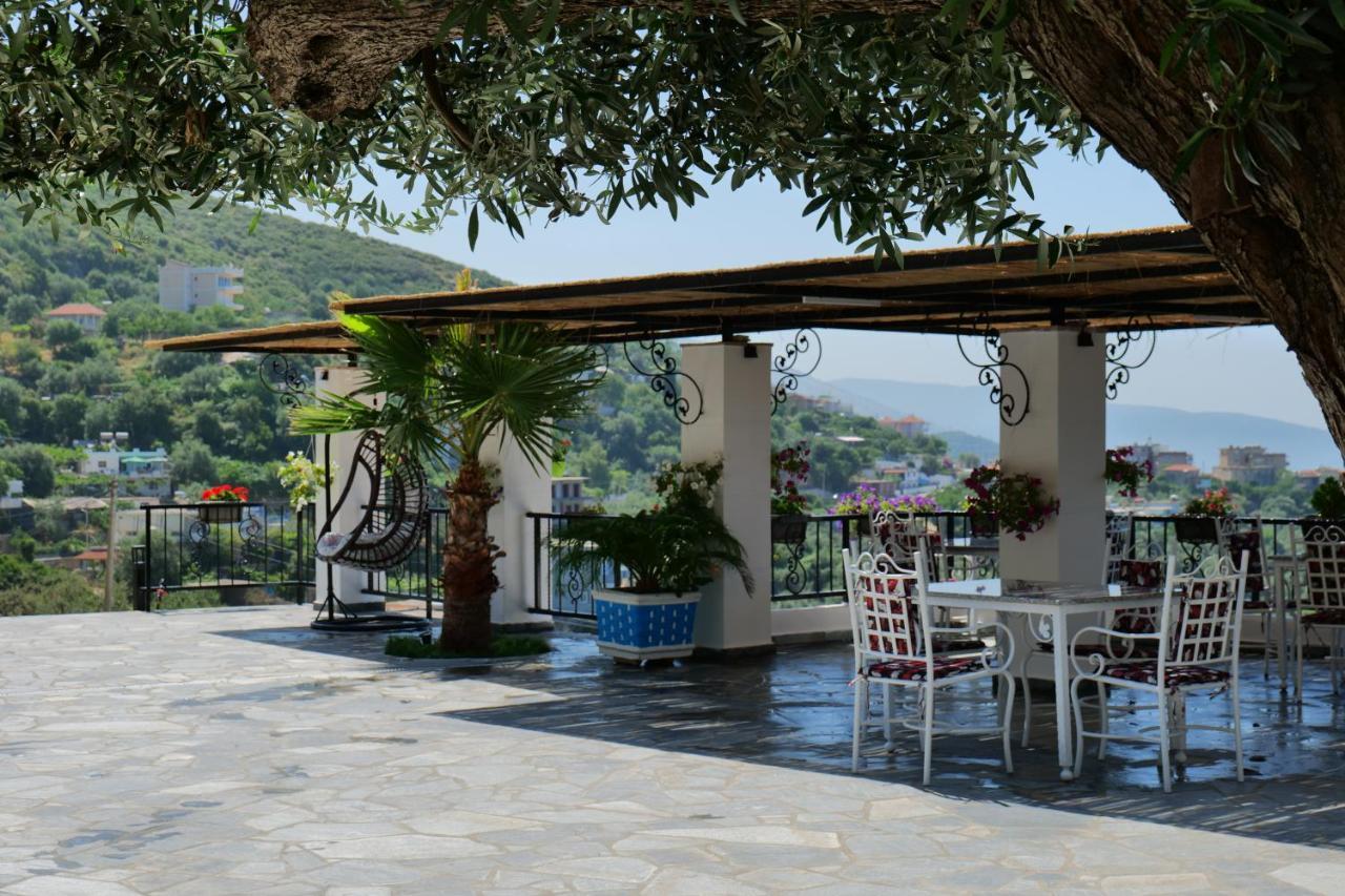 Bed and Breakfast Vila Panorama Piqeras Екстер'єр фото