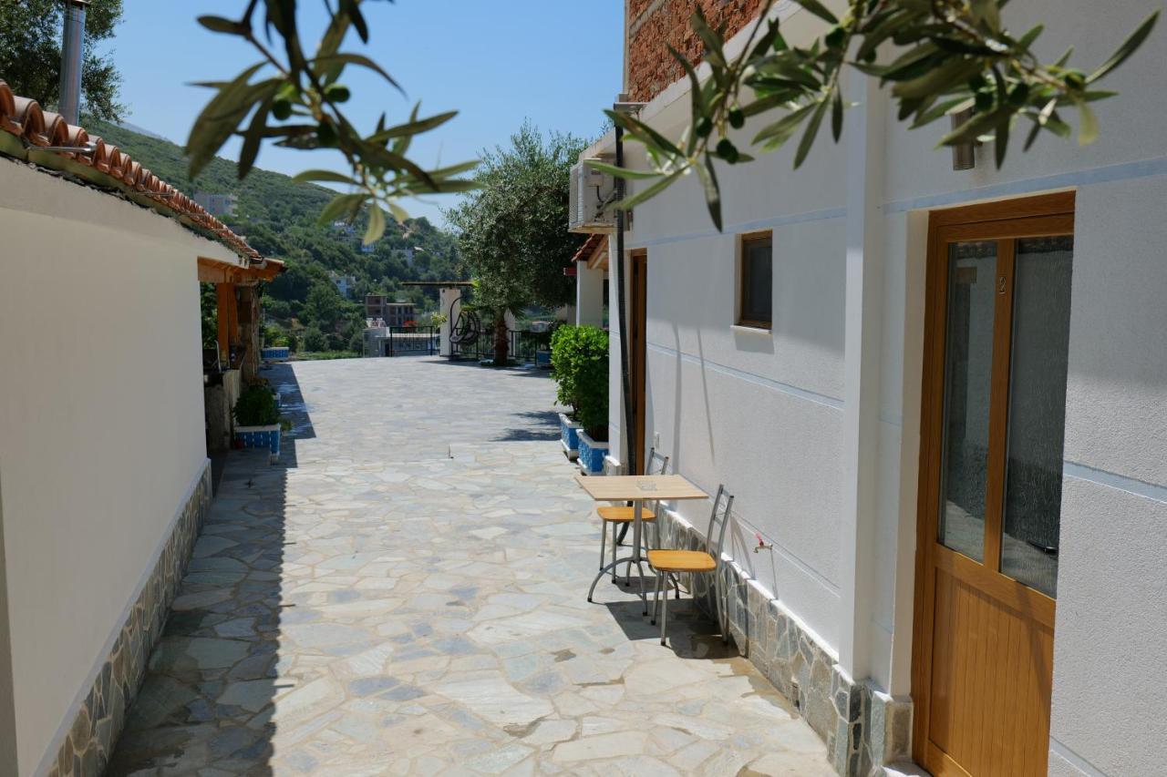 Bed and Breakfast Vila Panorama Piqeras Екстер'єр фото