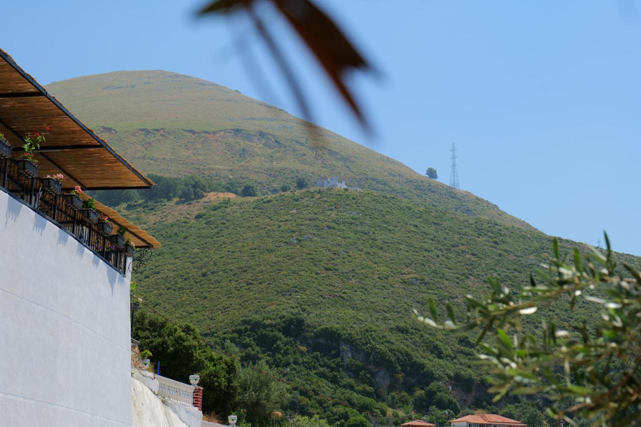 Bed and Breakfast Vila Panorama Piqeras Екстер'єр фото