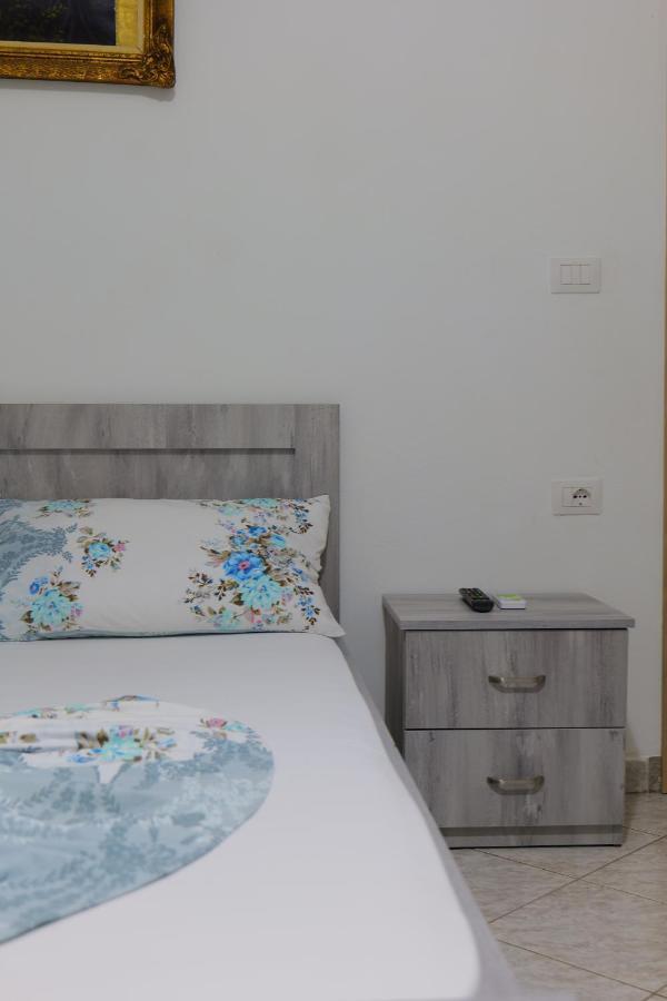 Bed and Breakfast Vila Panorama Piqeras Екстер'єр фото