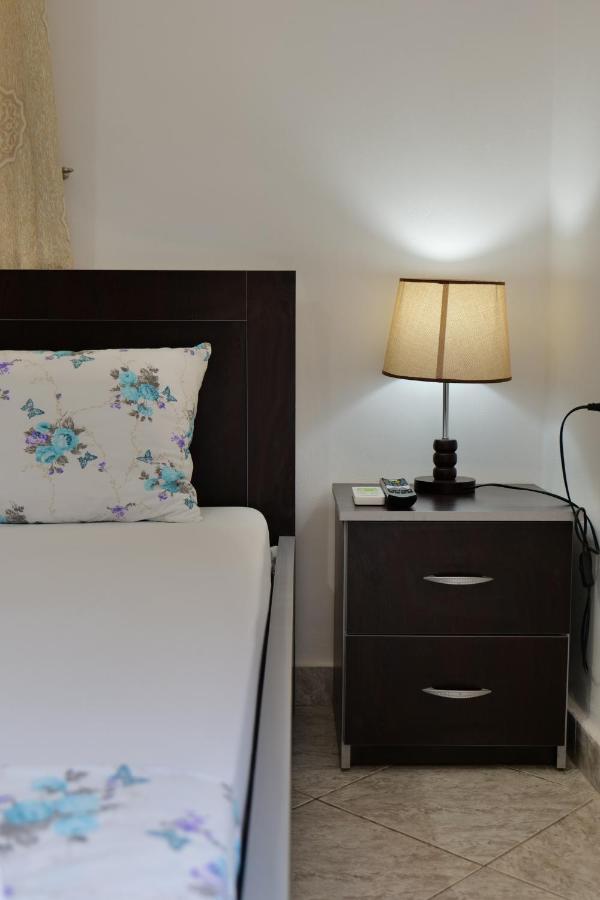 Bed and Breakfast Vila Panorama Piqeras Екстер'єр фото
