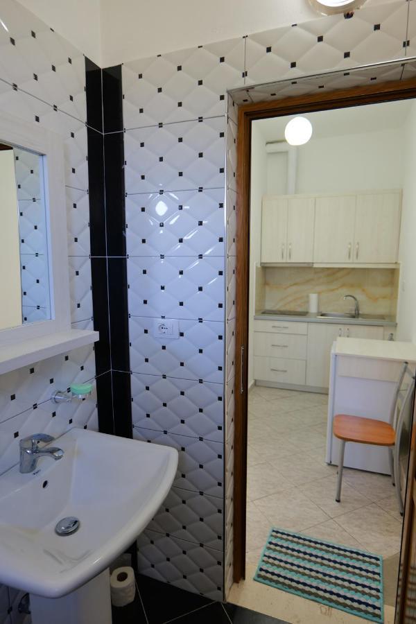 Bed and Breakfast Vila Panorama Piqeras Екстер'єр фото